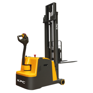 STACKER ELÉTRICO BASCULANTE CONTRAPESADO 1.500 KG 3.000 MM CPD05W | KPC